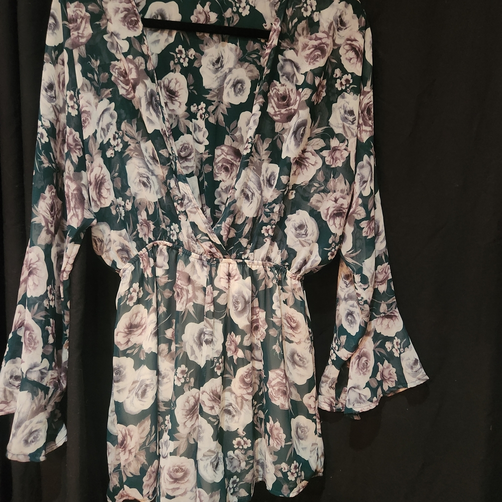 Audrey 3+1 Floral V-Neck Jumpsuit